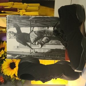 Capezio Canvas Split Sole Dance Shoes